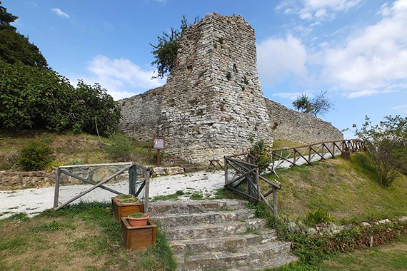 castello-di-san-benedetto